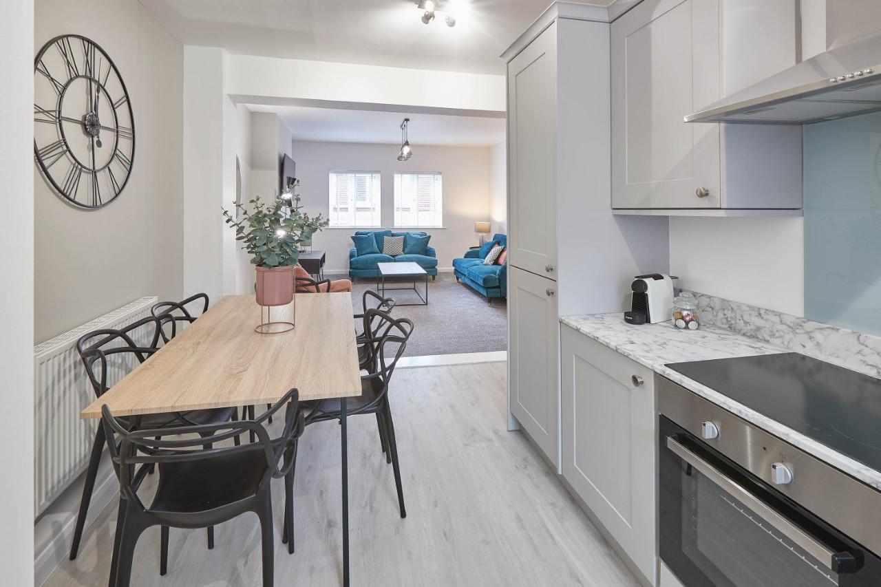 Host & Stay - Endeavour Apartments ウィットビー エクステリア 写真